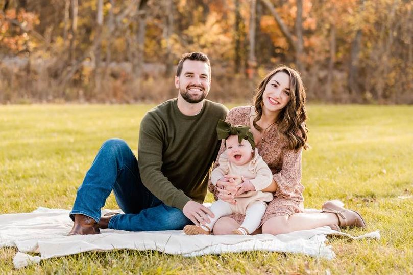 The El Dorado Springs R-2 School District is excited to announce the hiring of Johnathan Stark as the new High School Head Football Coach. Coach Stark and his wife Sarah Stark have a little girl named Evelynn. Welcome, Coach!