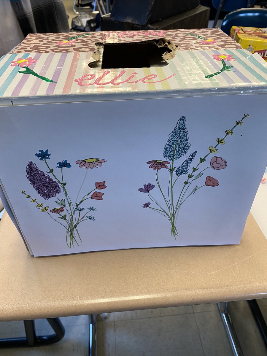 Ms. McAlpine tweet media