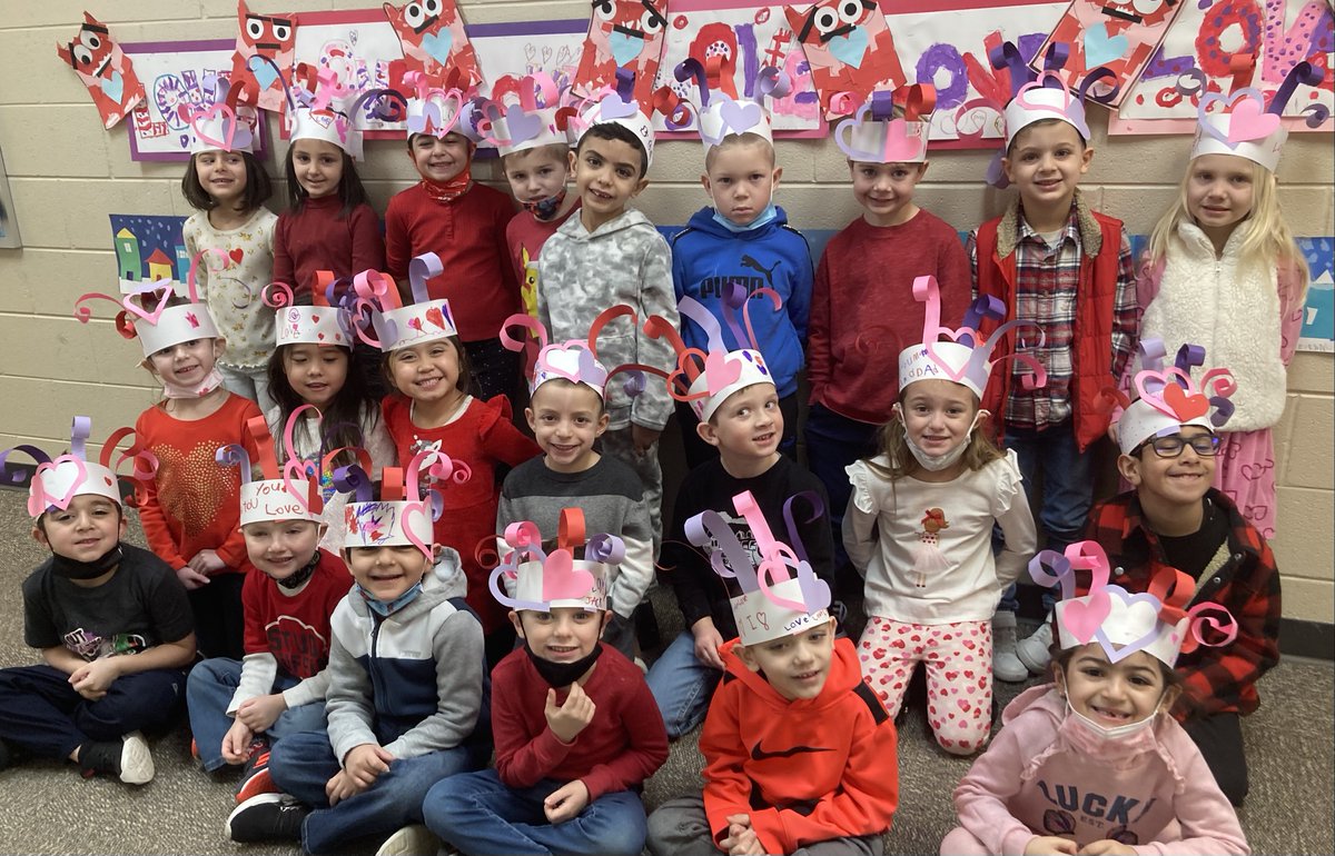 Happy Valentine’s Day! <a href="/OSD135/">Orland District 135</a> <a href="/Prairie_Hawks/">Prairie School</a>    #KindergartenLove