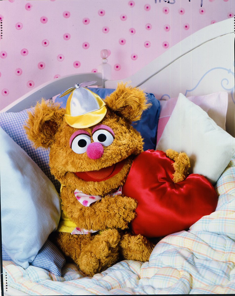 MattyDanner's tweet photo. Baby Kermit wishes everyone a very Muppety Valentines Day! #MuppetBabies #BabyKermit #ValentinesDay https://t.co/22B6bApoMg
