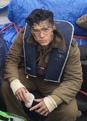 chupenlq's tweet image. ya no sé que más poner y me faltan más de la mitad 

I vote #Harries for #BestFanArmy at the #iHeartAwards