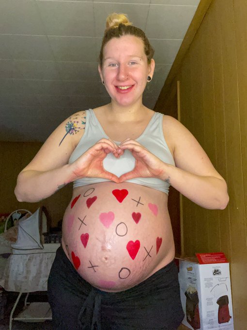 Happy Valentine&rsquo;s Day from the bump! https://t.co/vvgmlYkQMU<a href="/tag/makeup"class="tags"><span>#makeup</span></a><a href="/tag/blonde"class="tags"><span>#blonde</span></a><a href="/tag/tattoos"class="tags"><span>#tattoos</span></a><a href="/tag/halloweenmakeup"class="tags"><span>#halloweenmakeup</span></a><a href="/tag/milf"class="tags"><span>#milf</span></a>