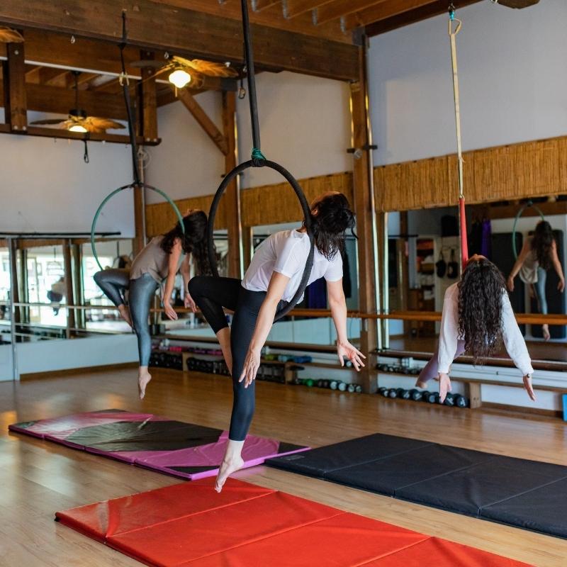 BodyBalanceMaui's tweet photo. Happy Valentine's Day! ❤️ Who needs flowers when you can celebrate with our most popular All-Access 30/month Studio Membership instead? 😉🌹 https://t.co/1KF4mMM590 #Maui #fitness https://t.co/QO4Gee7day