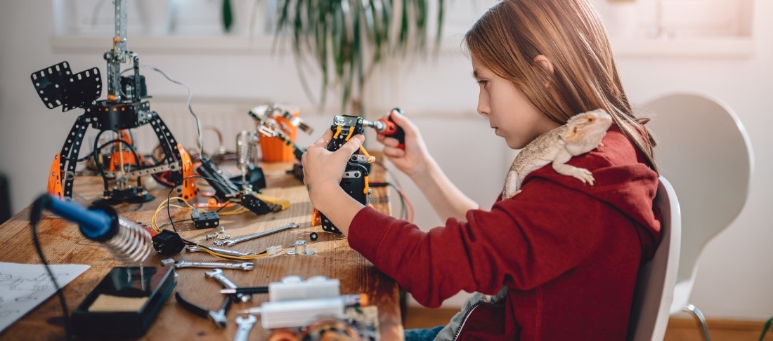 TXWorkforce's tweet photo. The 2022 Texas Science &amp; Engineering Fair hosted by @TAMUEngineering is looking for judges! Help develop the scientists who will shape the future!

This year’s fair kicks off virtually March 4-9, 2022.

Learn more → https://t.co/oszWMChd5d
Be a judge →  https://t.co/HR3WZLUFqy https://t.co/pImLFbfpV9