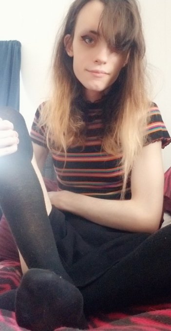 someone should cum on me i think.. #nsfw #trans https://t.co/fiZIyKz8zA<a href="/tag/nsfw"class="tags">#nsfw</a><a href="/tag/trans"class="tags">#trans</a>