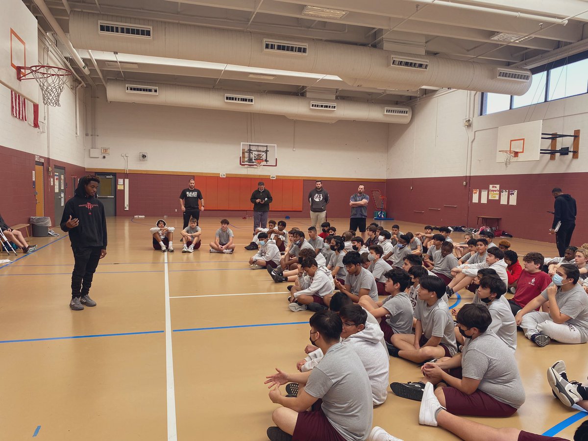 Our Creekview Mustangs talking to our <a href="/BlalackMS/">Blalack MS</a> <a href="/BlalackAthletic/">Blalack Athletics</a> future Mustangs about playing Multiple Sports!! Track season!! <a href="/CrainJordyn/">Jordyn Crain</a> <a href="/LilzayEvans/">Isaiah “Hoppy” Evans</a> <a href="/CreekviewLeads/">Creekview High School</a> @CreekviewPrinc <a href="/PutterRenee/">Renee Putter</a> <a href="/CFBathletics/">CFB Athletics</a> <a href="/RamirezCoach/">Michael Ramirez</a> <a href="/WarHorseNation/">#WarHorse FB</a> <a href="/MustangRecruit/">Creekview Football</a>