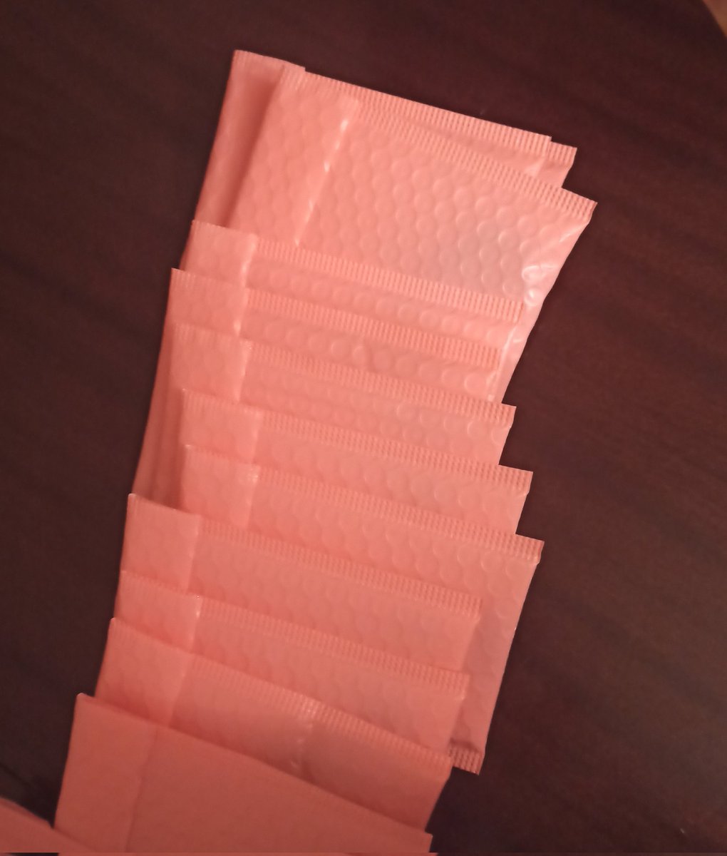 JmakerStore's tweet image. Primer trabajo realizado!!!! Llaveros de @CarbonoEsports 
He cometido algunos errores de novato pero de todo se aprende. He disfrutado mucho haciéndolo 😊

Mañana viajan!! ✈️✈️