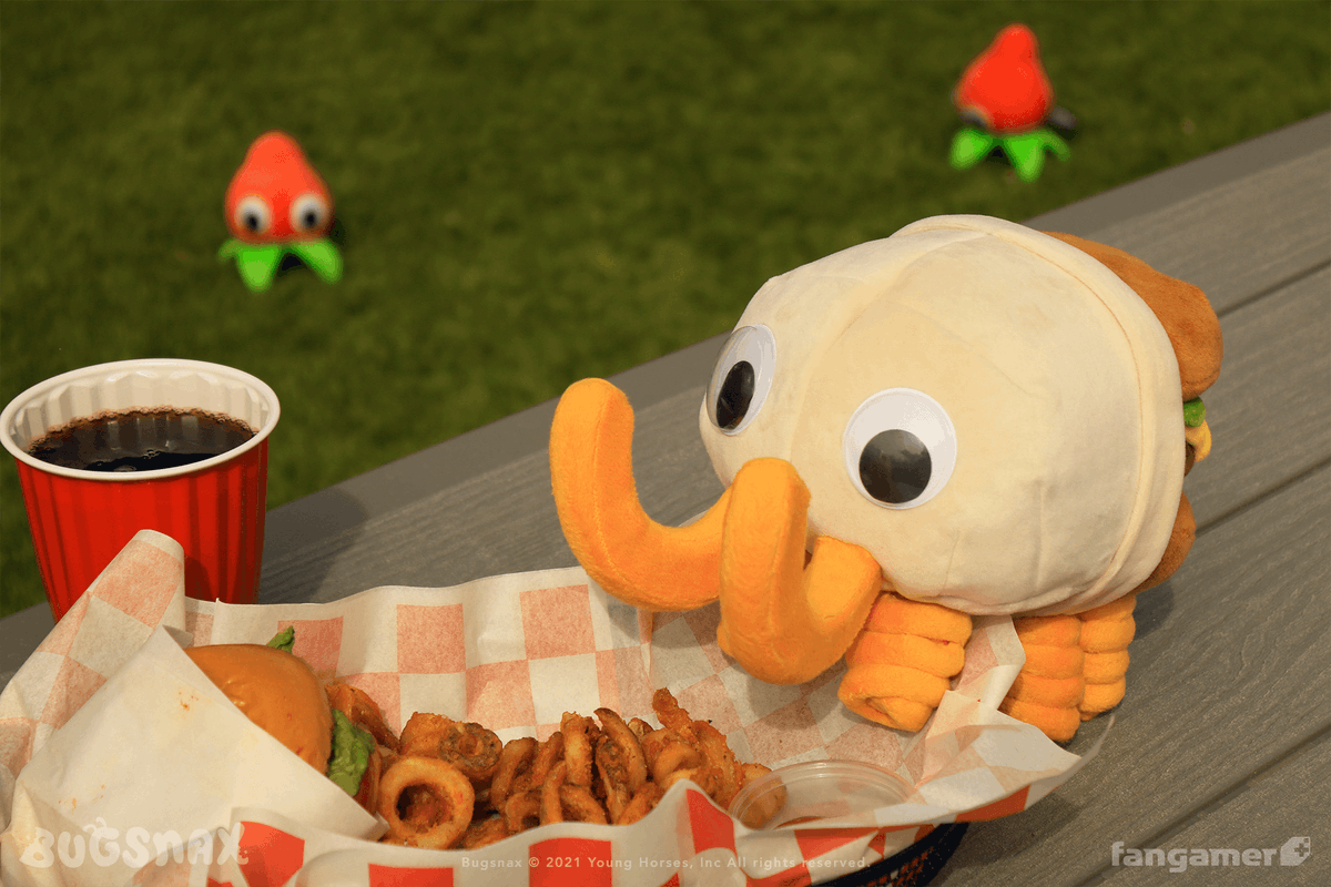 Fangamer's tweet image. The Bunger plush is finally here! We've also got Strabby plushes and Bugsnax physical copies for PS5 and PS4 in stock.

On sale now: fanga.me/r/bunger-launch
