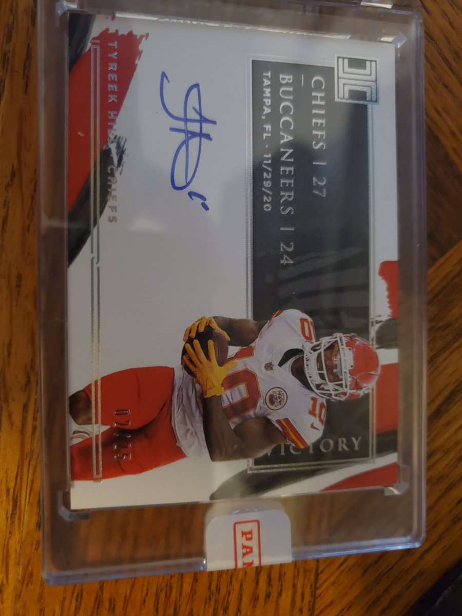 MxgsHD777's tweet photo. @TheUBB redemption mail day is always a blast! You always pull heat for me! https://t.co/tJOQ9FjMin