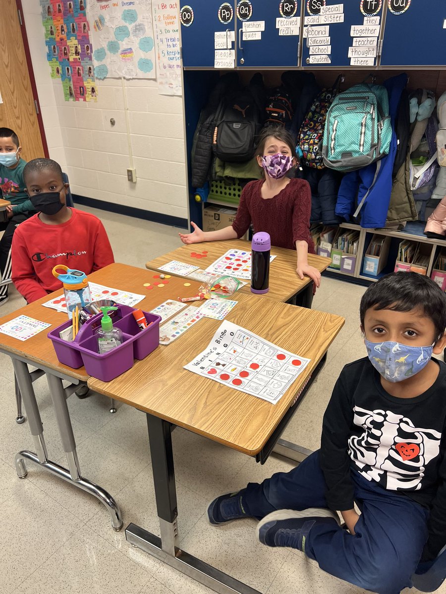 MsWilson_FHES's tweet photo. Valentine’s BINGO! #fhhighlights https://t.co/3phcvG42jq