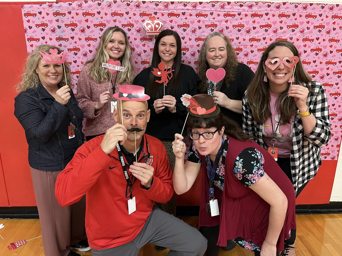 BransonJH's tweet photo. So much fun today @BransonJH on Valentine’s Day! The 7th grade Blackbeard Team held a team party today and took a fun faculty picture as part of their celebration. Way to go Pirates! https://t.co/mdmyYqfxk4