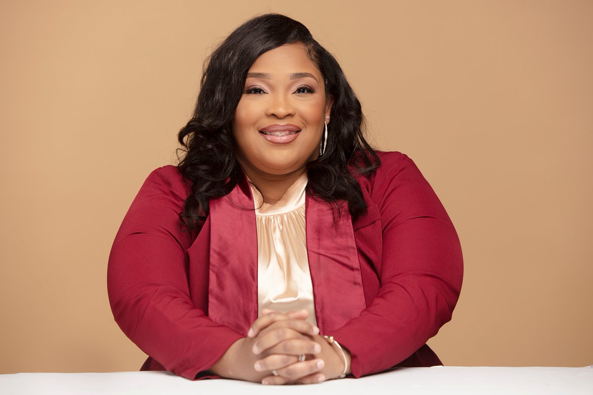 iambtru's tweet photo. Introducing one of the best real estate agents serving the Kentucky area. Ay'zia Plowden is a rock star and helped us close on one of our recent listings. We highly recommend her -- https://t.co/tRAgOvT41R https://t.co/SUsLlEEEqw