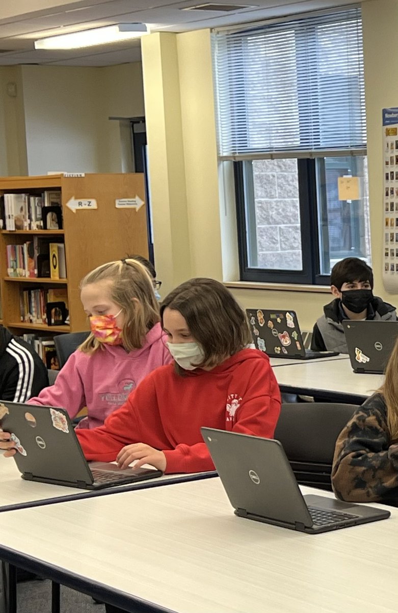 HSLibPawling's tweet photo. Ms. Montebello’s class visited to the library to learn more about plot and narrative for their writing project! https://t.co/KHOtHlUAYz