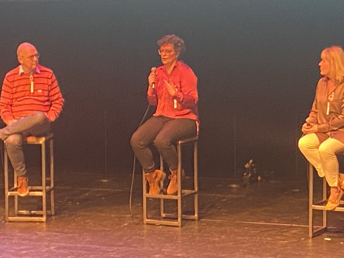 CUHouten's tweet photo. Het 1e debat in @gemHouten in @AandeSlinger over cultuur.
Belangrijk voor de CU: cultuur ook voor de smalle beurs en creativiteit benutten cultuur bij nieuwbouw Forum aan de Slinger. https://t.co/qhtkypaLqg