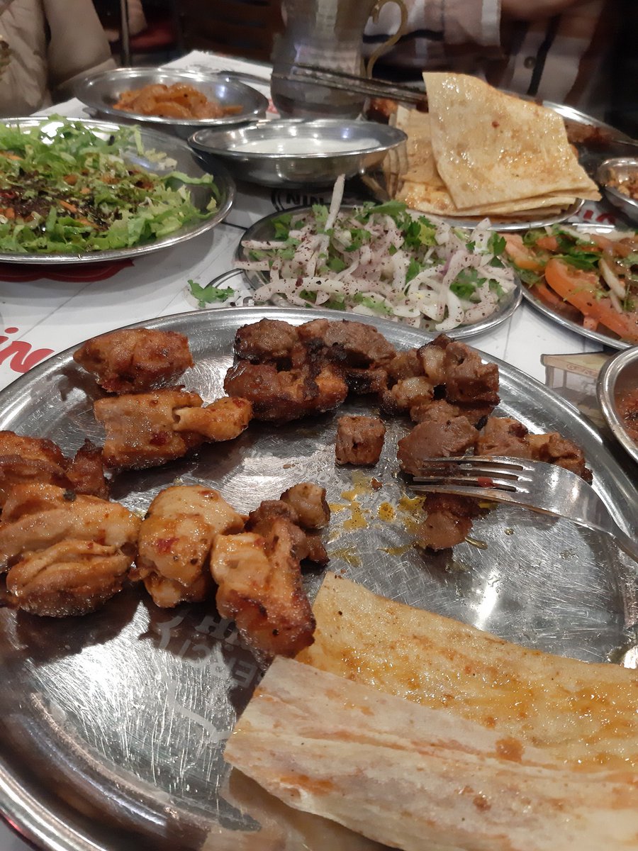 14 şubatta manitini cigerciye götürmeyende ne bileyim  B&amp;M