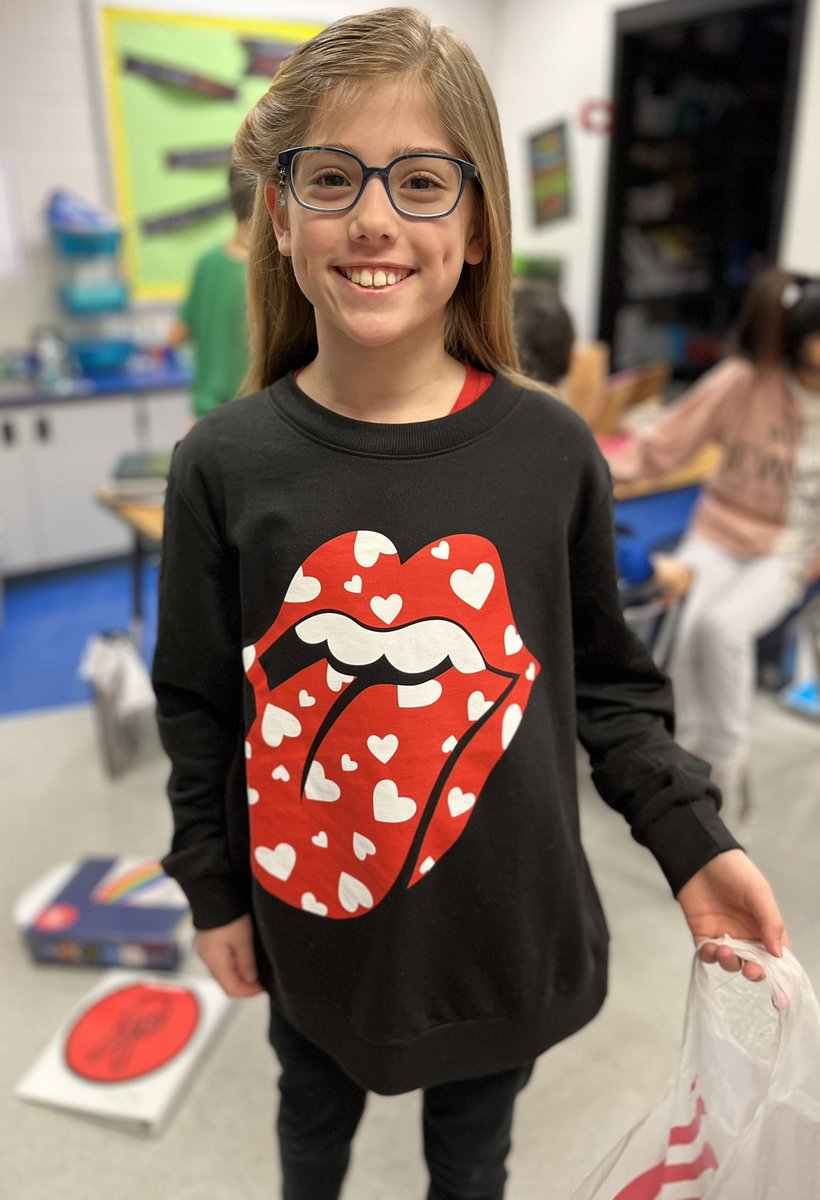 BiceDES's tweet photo. Feeling the 💕today. @DolvinES https://t.co/dy4r1ZxMt1