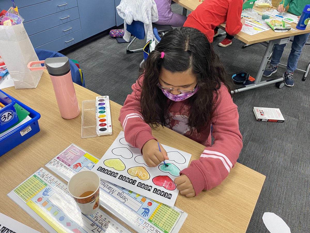 MrsCappelenKCSD's tweet photo. Fun Valentines review of our heart words! 💕 https://t.co/unQ5umRAle