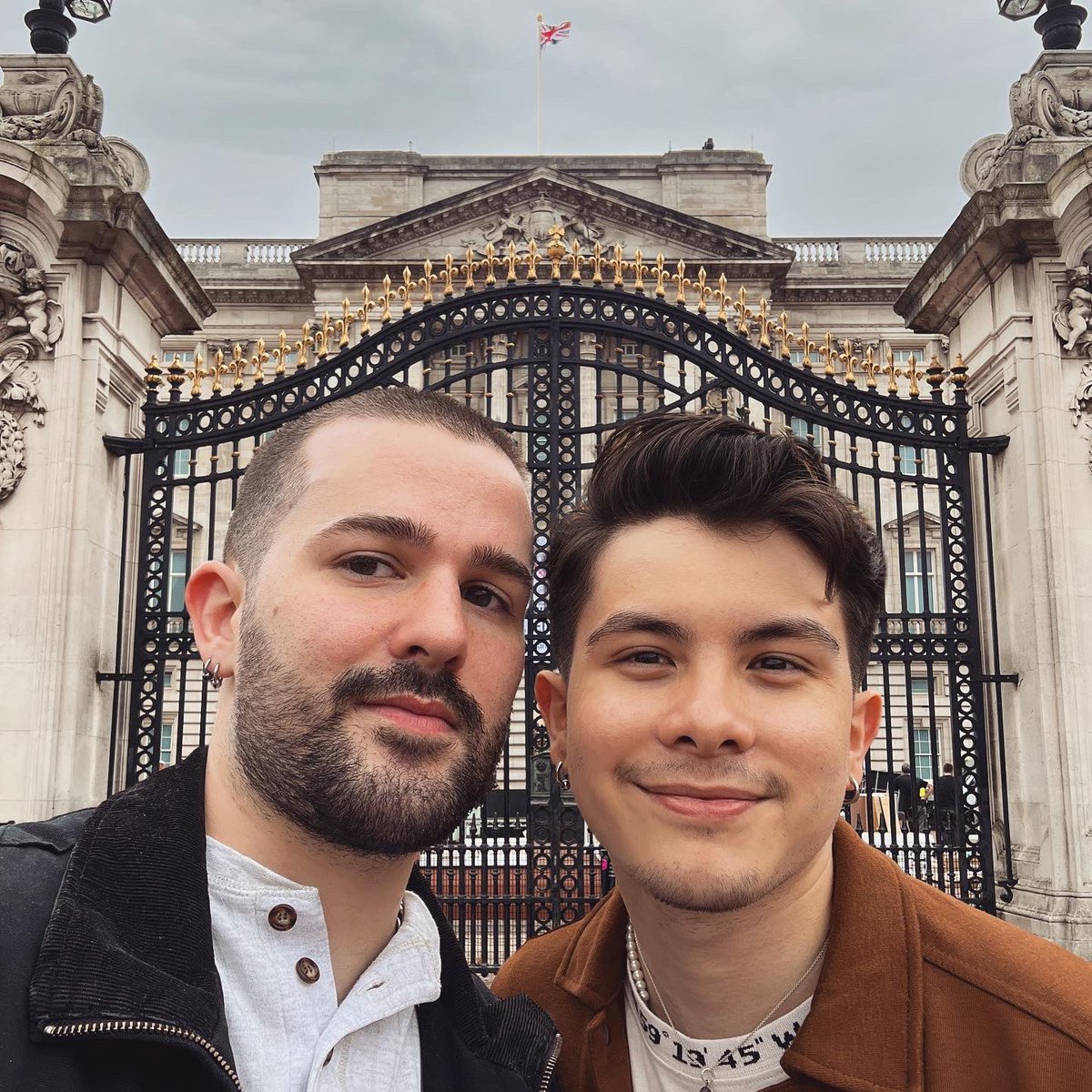 Me and my handsome valentine in 2016 &amp; 2021 💖💗💞 Can’t wait to travel with you again! <a href="/SYNTHsims/">- ̗̀ SYNTH ̖́ -</a>