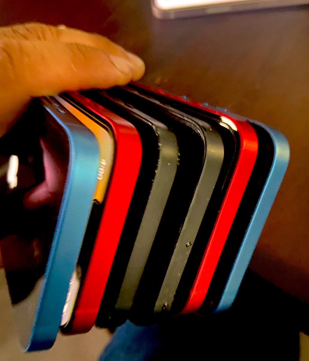 TheMrLean's tweet photo. Feel the rainbow 🌈 of the $800 Off Trade-in Promo from @ATT @SoutheastIHX @IHXRoads @TBellNorthFlo #NewYearNewPhone #whosdis https://t.co/7xtC5XoMtm