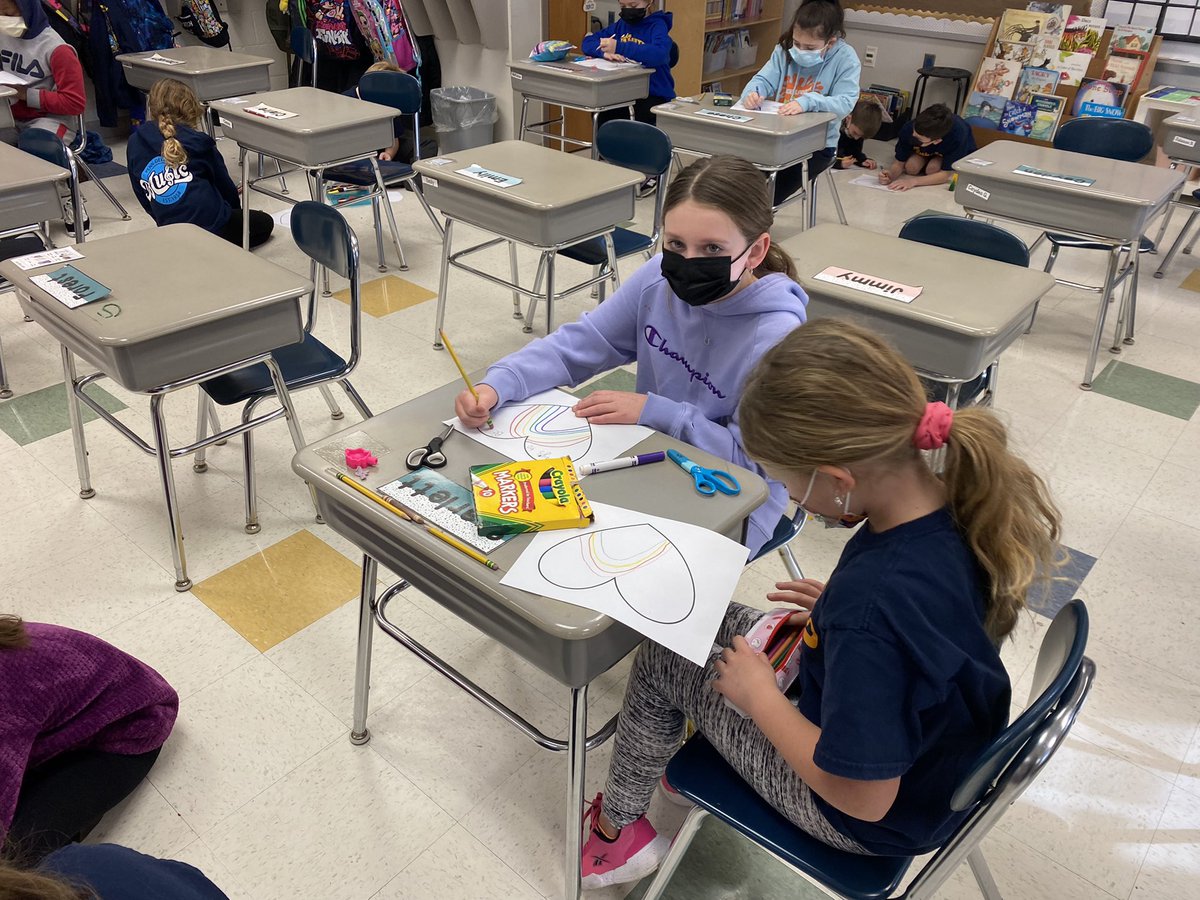 MrsWood103's tweet photo. Working with @mrshatch4th class learning about manners and compassion. #pbisday #pennellpride #buddyactivity @PDSD_Pennell https://t.co/pZU0inSRdB