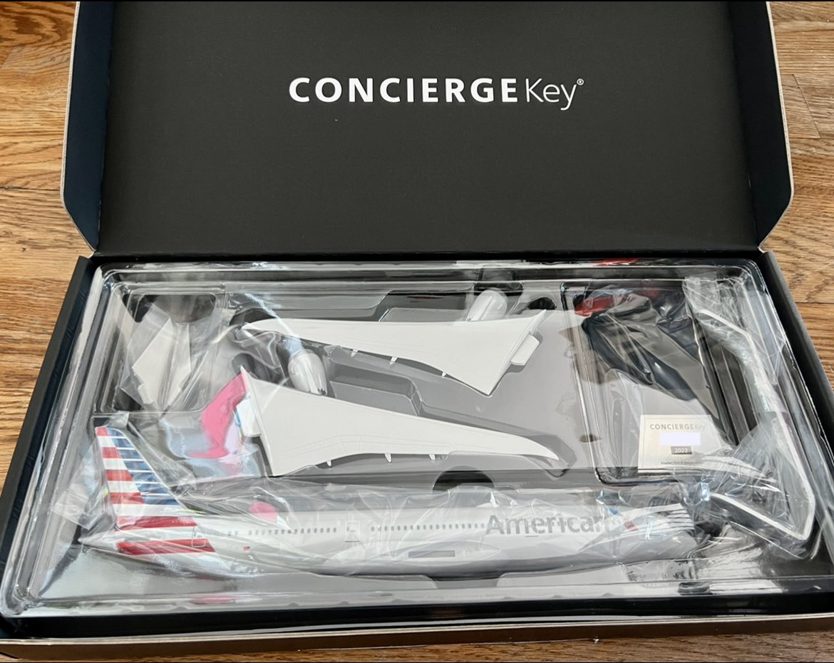 That is quite the #ConciergeKey package from <a href="/AmericanAir/">americanair</a>. Looking forward to the <a href="/Compartes/">Compartes Chocolate</a> chocolate, and my 6-yo was excited about that model 787-9…fine, let’s be honest, I was, too! Thanks to AA for taking such good care of us over the years. #avgeek #AmericanAirlines