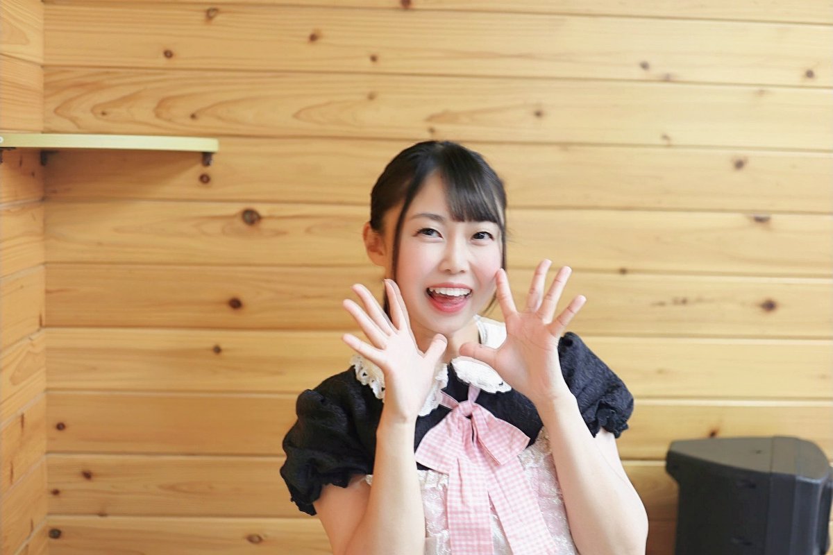 z_taku_chan's tweet photo. アティンワールド✨
#AMEスペシャルライブ
#みかん
@ROUTE258_mikan
#苺たると
@happy_lovely_03
#Studio258
#2分間撮影券
おはようございます☕️
昨日は、おつみかん🍊、おつたると🍓
でした。やれるだけの事はやりました。皆さんのご協力にも感謝🙇♂️ https://t.co/XyVzJz9xuT