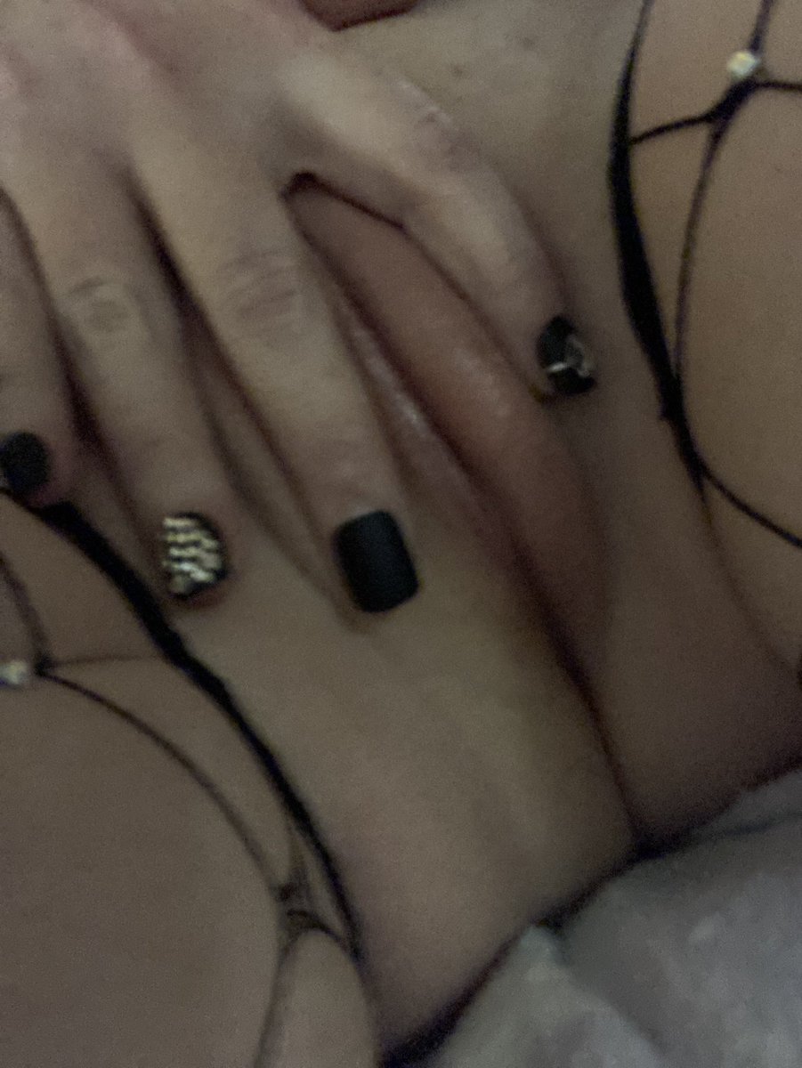 Ginger_Tonic_'s tweet photo. Are you a titty or a kitty fan? 🤔😻🍆 Just cum see if you can make me purr…
#DateOhio #DateAkron #DateCleveland #RedheadsRideItBetter #RedheadAF #RedHeadedWoman #BaldKitty #Badkitty #Purr #BeautEvil https://t.co/9hRpj3UR2E