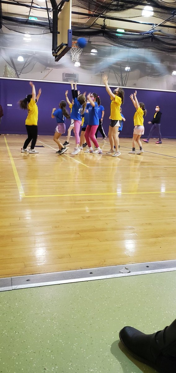 Thank you Ava for the invite to watch your #basketball game tonight. Always enjoy watching our <a href="/MiltonTerrace/">Milton Terrace Elem</a> students having such a great time! Great game and win! Also Happy Valentine's Day to all. #bscsd