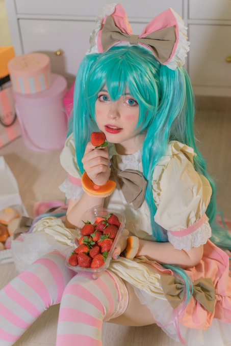 Twitterのコスプレ画像19