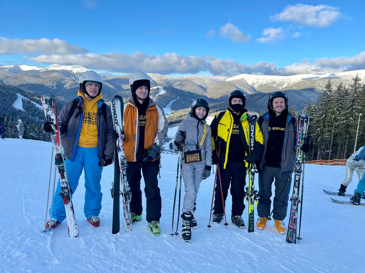 binance's tweet photo. A day on the slopes for our Angels in Ukraine! 

Become a #Binance Angel today ⤵️ 
https://t.co/JC5KPmmD17 https://t.co/bFDzz2l24n