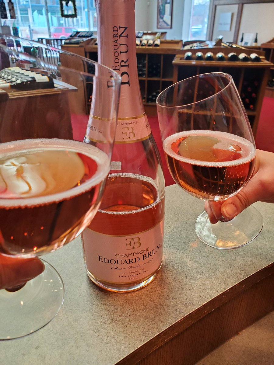 TheWineCellarAB's tweet photo. Love is in air ❣️ #HappyValentinesDay 
#bubbles #roséallday #champagneeveryday #popthetop #yegwines #independentwineshop https://t.co/Gc9QkGsd77