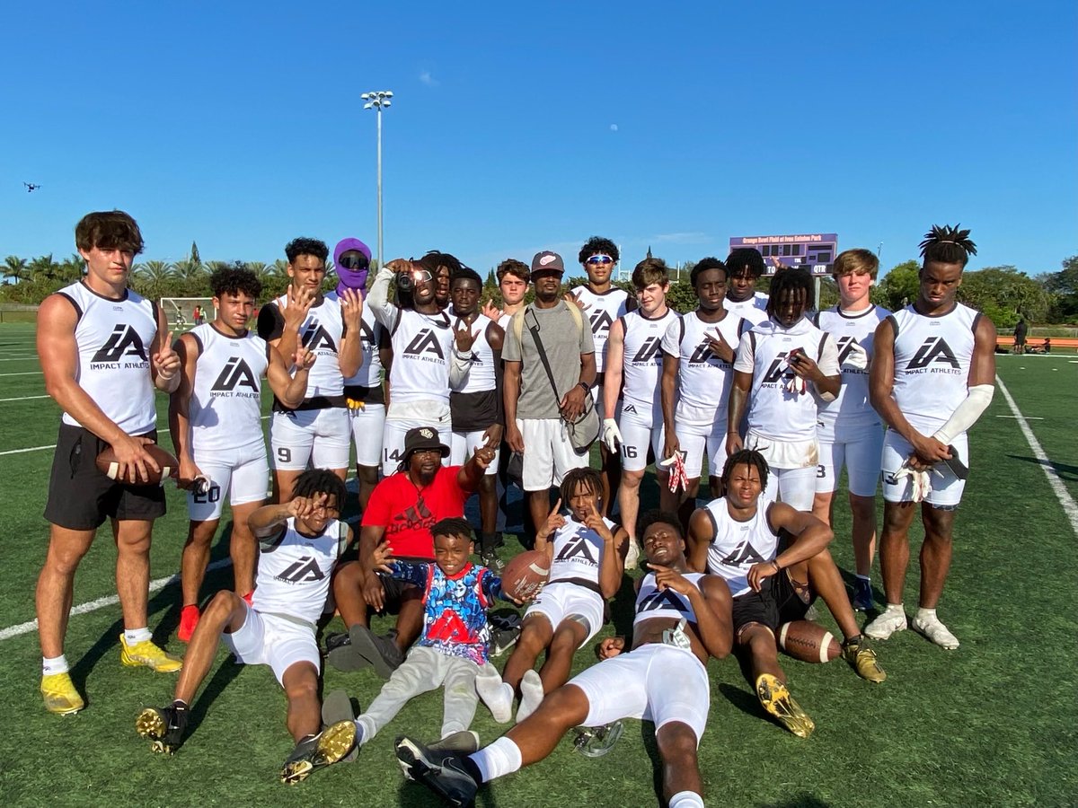 Impactathletez's tweet photo. SOME OF THE BEST ATHLETES IN THE SOUTH! 💯 ⁦@CSS_TRAINING⁩ ⁦@larryblustein⁩ ⁦@Andrew_Ivins⁩ ⁦@Dwight_XOS⁩ ⁦@fbscout_florida⁩ ⁦@coachRon18⁩ 🗣Immpactt‼️#Impactathletes https://t.co/4I6lwtKeW0