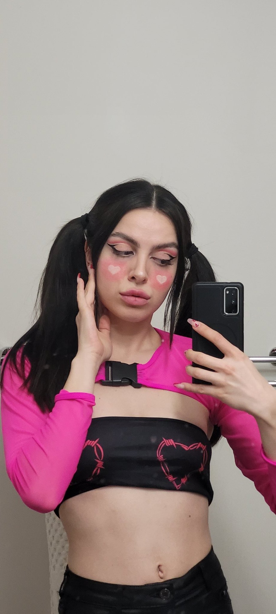 TW Pornstars - 2 pic. 🍒 Ema Lee 🍒. Twitter. *two of hearts plays in the