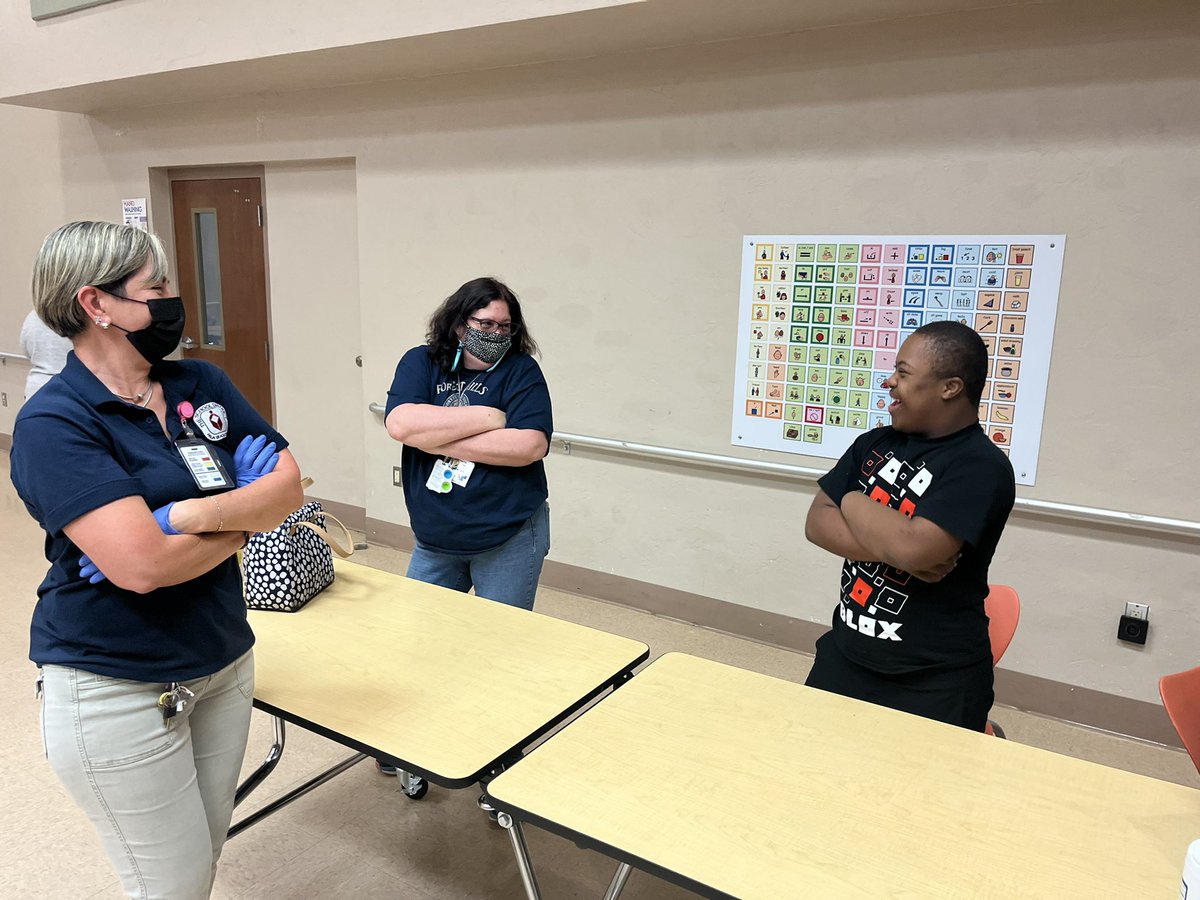 BryanMRussell's tweet photo. At our school EVERYONE is invested in student progress, their happiness, and their success. What matters to our students matters to us! #OneTeamStudentFocused 
😎😎
@RoyalPalm_RPS @Dr_Corcoran @mgbongiovi @StangoTonina @jingletd @Patrici10110670 @francesdhh @SommerPBCSD @pbcsd https://t.co/qHk0whBHGB