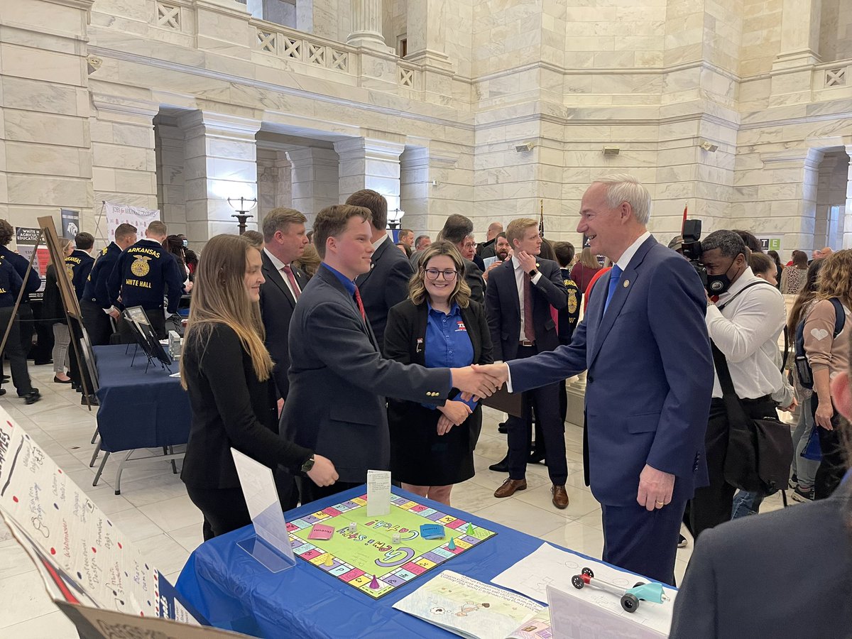 Arkansas TSA tweet media