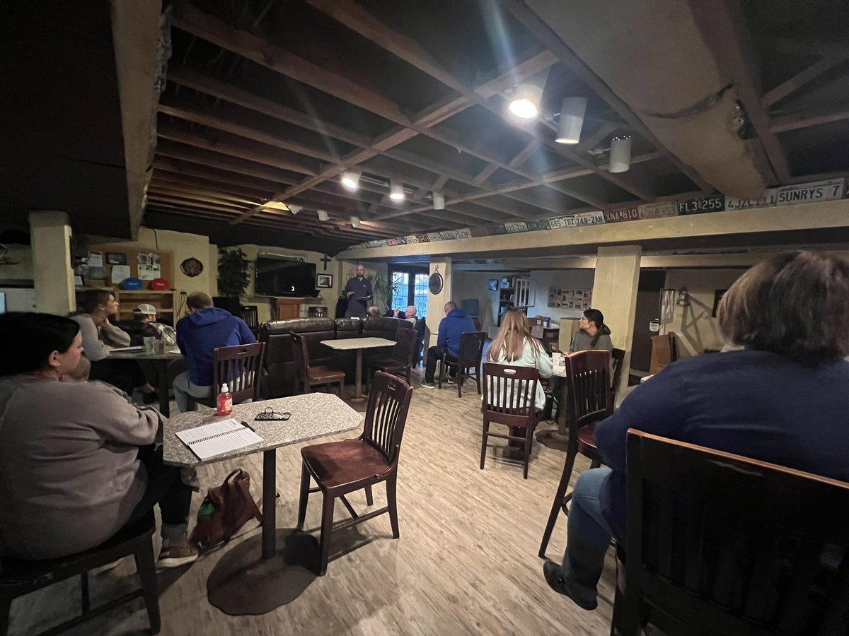 Area Rep <a href="/pastordry/">Chance Dry</a> and Ambassador Kayla Dry
📕Philippians Coaches Bible Study with <a href="/GoAvaBears/">Ava R-I Schools</a> “Love”
📝Had a great meeting with a donor this morning, off to some Ava Bears Basketball for the evening