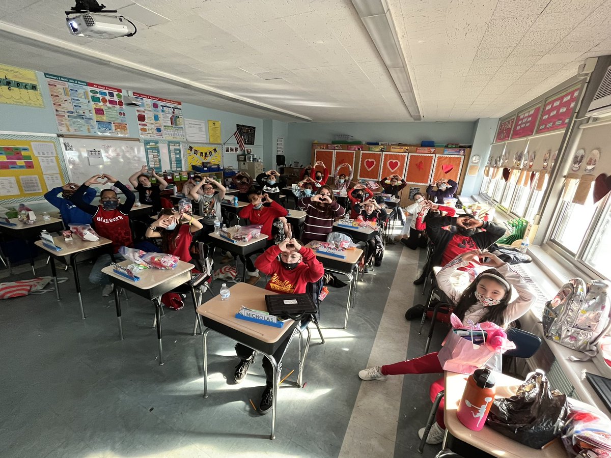 Mrs. Macaluso tweet media