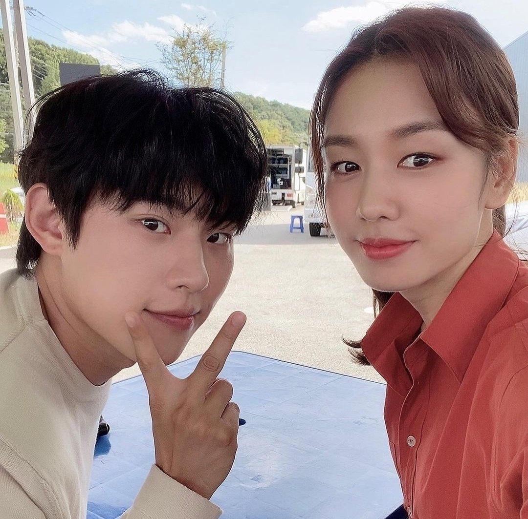 021522

Reposted from @/eunjin___a on Instagram

"성처리랑✨ 커피 하우스📈"
🔗instagram.com/p/CZ-o7-sPTTK/…