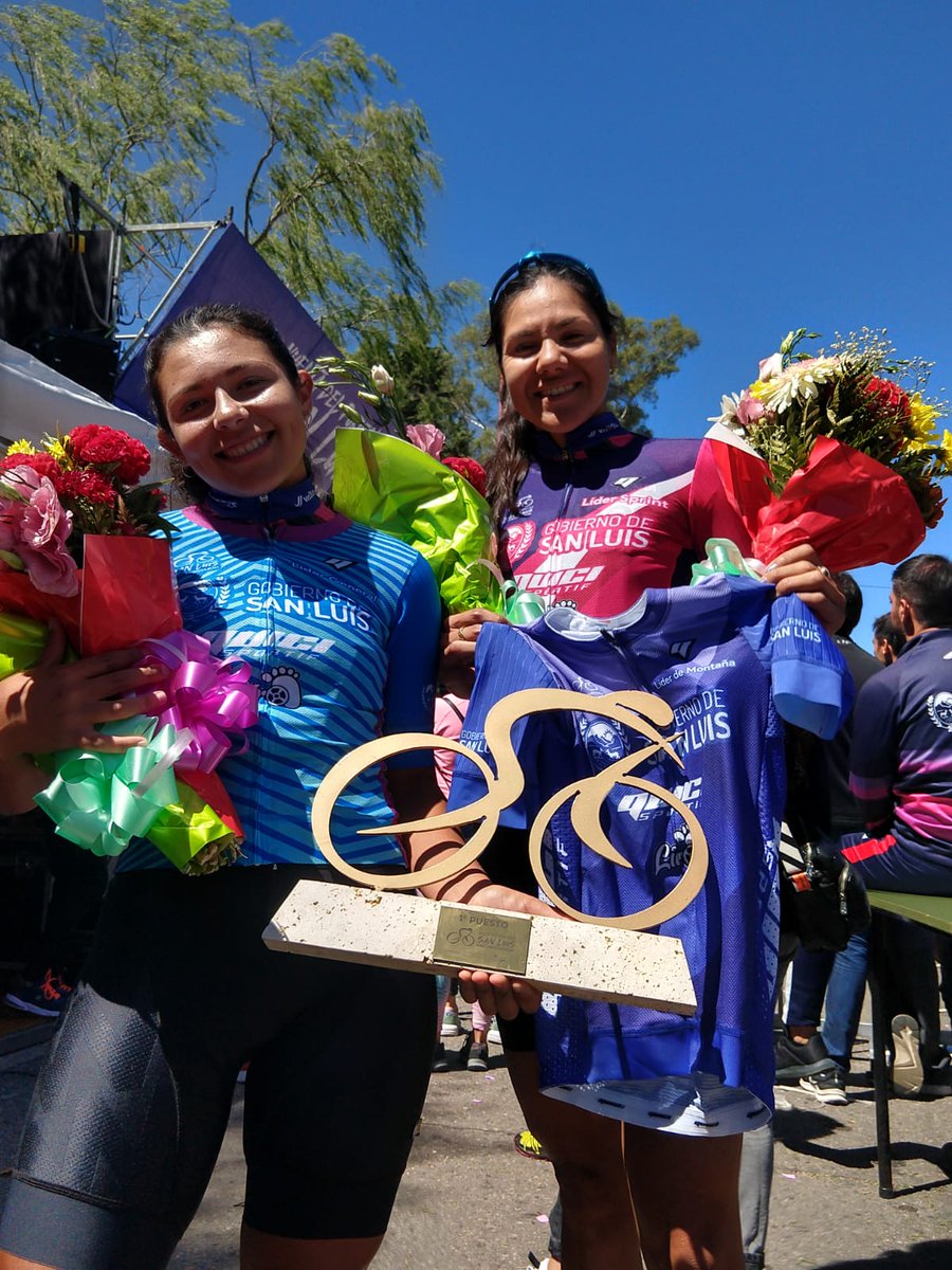 Nuestras #LadiesPower brillaron en la #VueltaDelPorvenir en San Luis!!!
Toda la info en nuestra web!!!
<a href="/eliitocha/">elisssss</a> y <a href="/MarielaDelg26/">Mariela Delgado</a> subieron al podio.

ladiespowercycling.com/single-post/la…
#GoLadies
