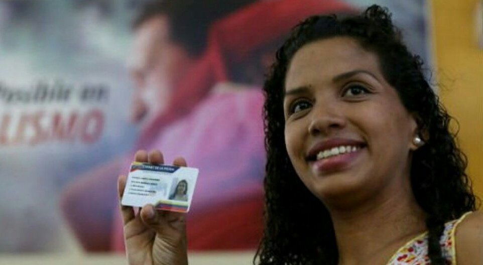 Inicia entrega del Bono Beca Enseñanza Media a través del Carnet de la Patria