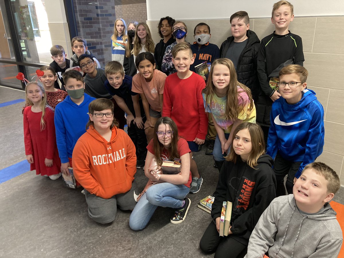 MyLilJackets's tweet photo. We’re so thankful for people like @dlwhammond that take time out of their day and come to present all of the great African-American inventors and their inventions! #BlackHistoryMonth #DobbsLilJackets @Dobbs_Elem https://t.co/1YBat6mlqW