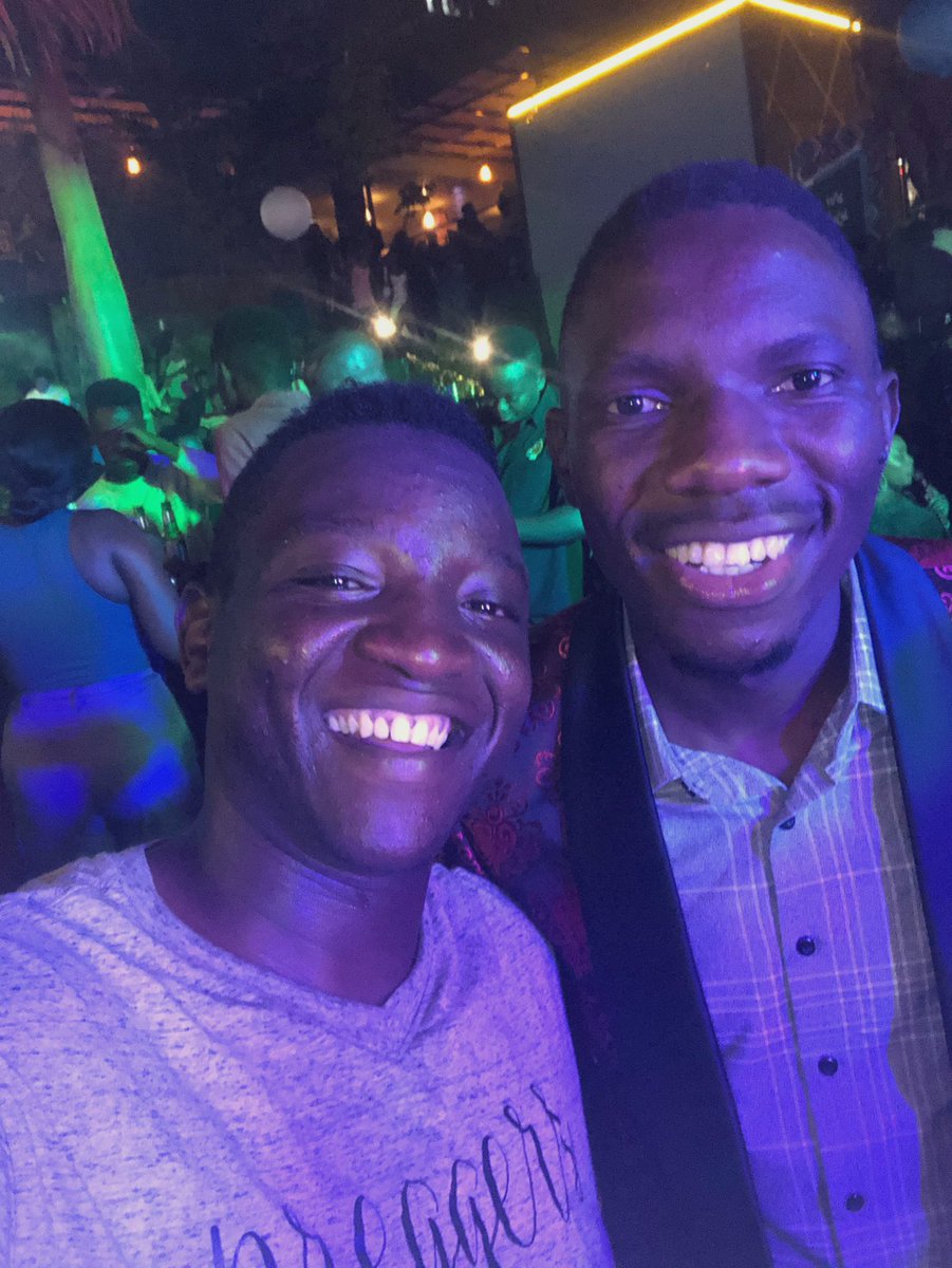 OsmanMutebi's tweet photo. Comdy for u from east trust me we made it #clinc stress #Comedystoreug https://t.co/Q0yzCSkxcA