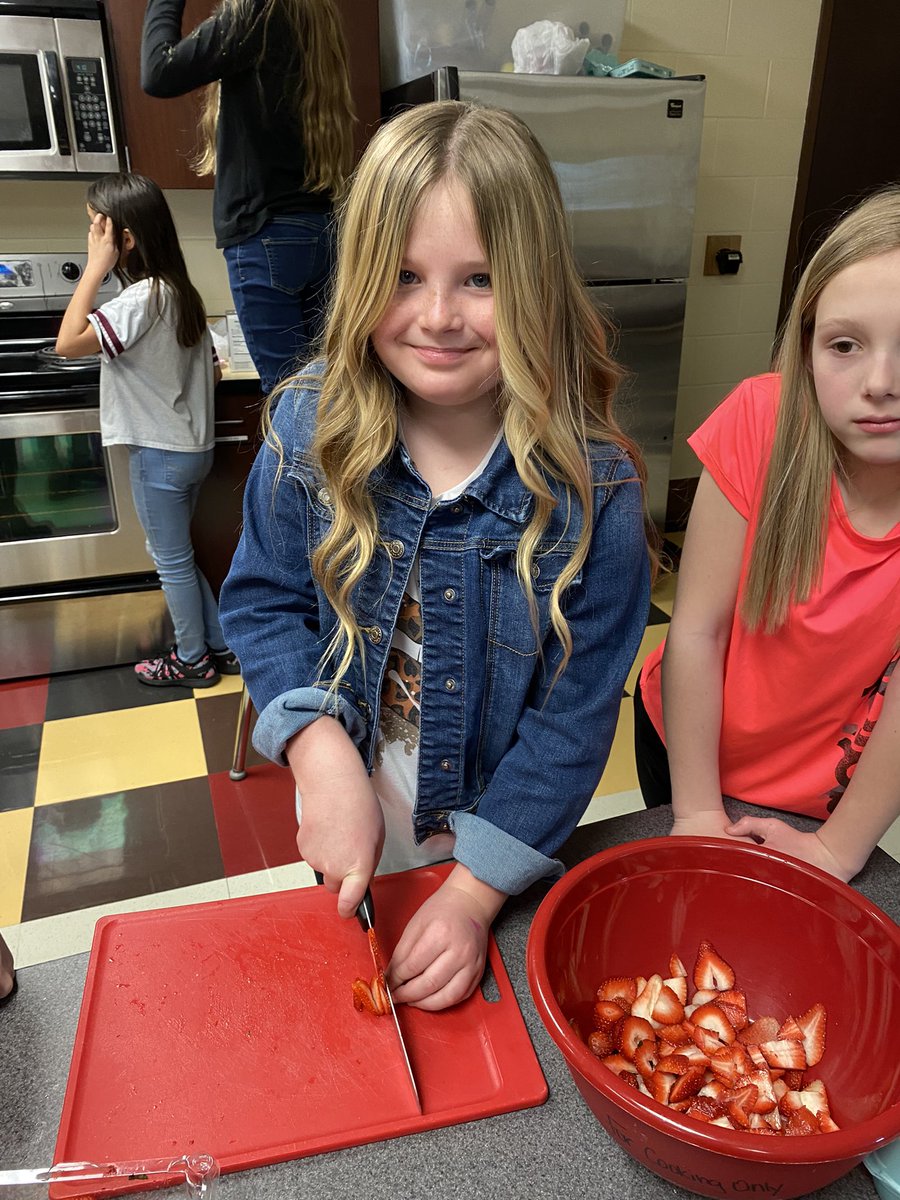 Jamie Moore tweet media