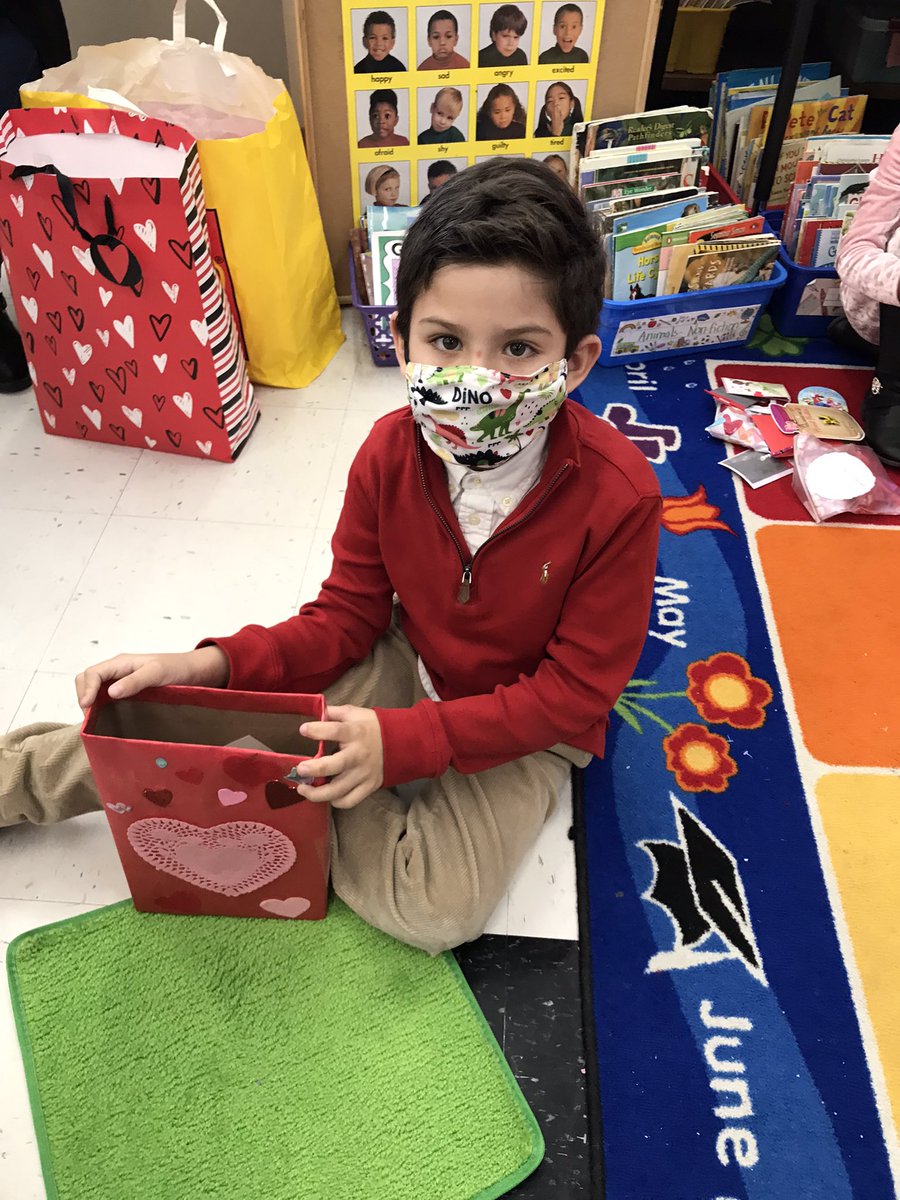 Spreading love and kindness to our classmates! We made each other smile today! ❤️💗 <a href="/tincroadschool/">Tinc Road Elementary School</a>