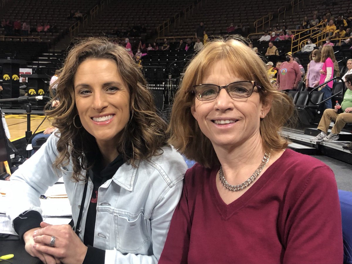 mahonsports's tweet photo. Key @B1Gwbball battle between #13 @TerpsWBB @ #22 @IowaWBB @ 8:05pm CT tonite on #ESPN2
🔽Catch #PamWard & @StephanieWhite on the call! https://t.co/aD5KUTPhkr