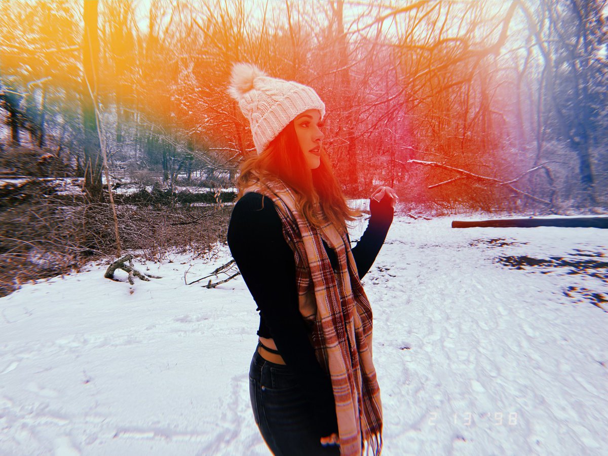 lacedwlaci's tweet photo. 2.14.22 https://t.co/3bq32Uck5g