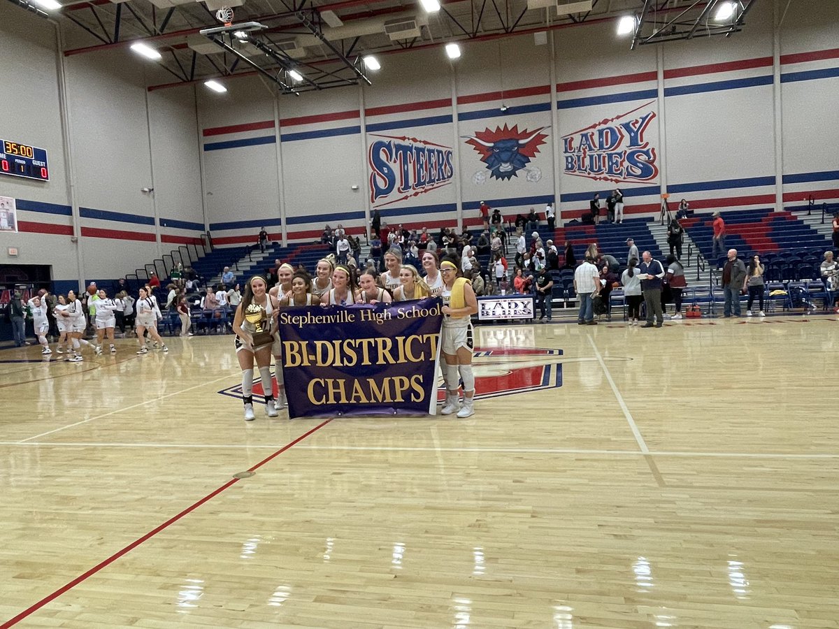 HoneybeesBB's tweet photo. @HoneybeesBB are your Bi-District Champs! 

#OTOG 
@stephenvilleisd @flasherathnews @TXHSGBB @AustinTGCA @SportsDayHS @Tabchoops @BigCountrySport @stephenvilleath @RadioBoots19 https://t.co/cXYi1qdQGd