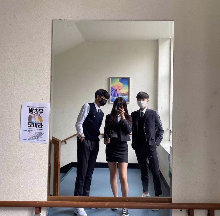 baeuli00's tweet photo. 남동생 학교 교복 이쁘다
#섹트 #교복 https://t.co/iaSl3j0JFl