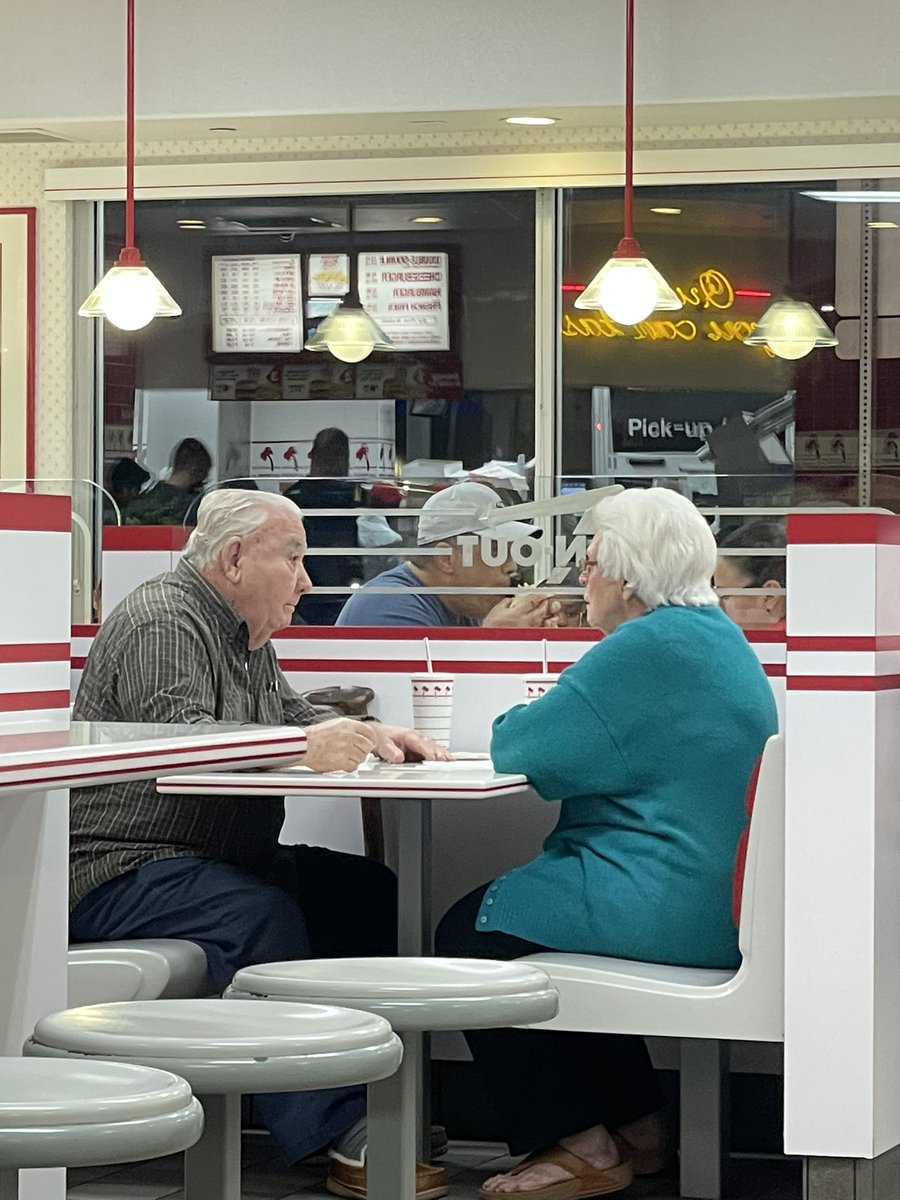 Happy Valentines peeps felt like you should see this ❤️✨🥺