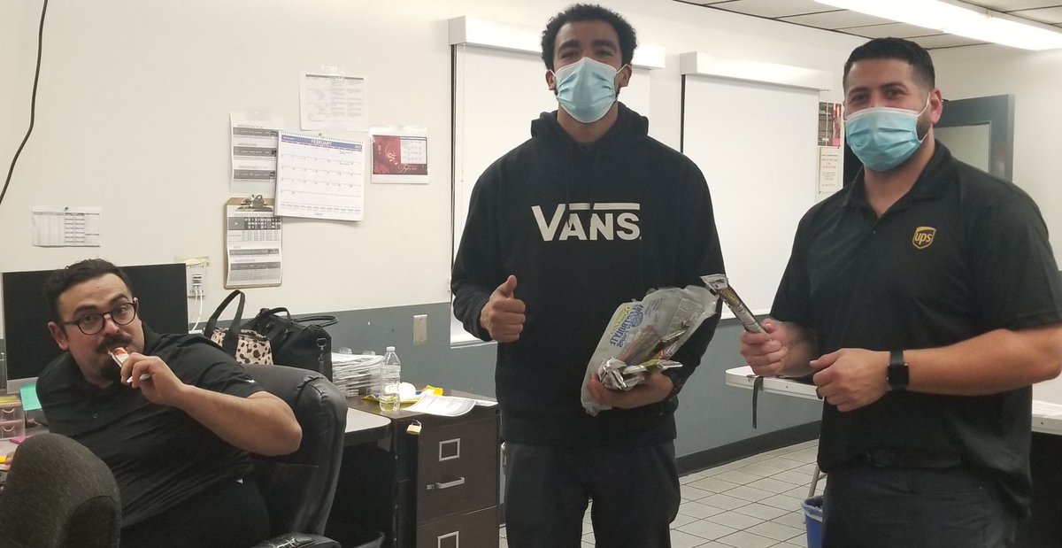 Blue Andrade-Deb tweet media